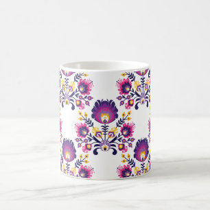 Kronkelige samenstelling met paarse folkbloemen koffiemok