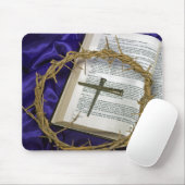 Kroon met oude nagels op bijbel muismat (Met muis)