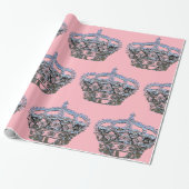 kroon op glanzend roze papier (Uitgerold)