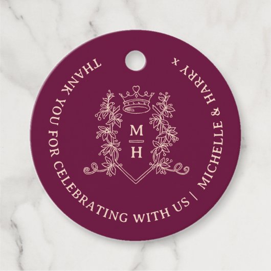 Kroonbladeren getekend monogram diep rode bruiloft bedankjes labels (Voorkant)