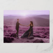 Kroonfoto bruiloft bewaar de datum paarse zilver folie uitnodiging (Achterkant)