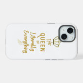 Kroonkoningin van alles goud iPhone 15 case (Achterkant horizontaal)