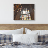 kroonluchter in gebouw canvas afdruk (Insitu (Slaapkamer))