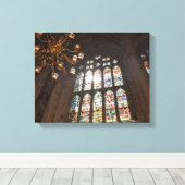 kroonluchter in gebouw canvas afdruk (Insitu (Houten vloer))