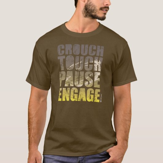 KROUCH TOUCH PAUSE ENGAGE RUGBY T-SHIRT (Voorkant)