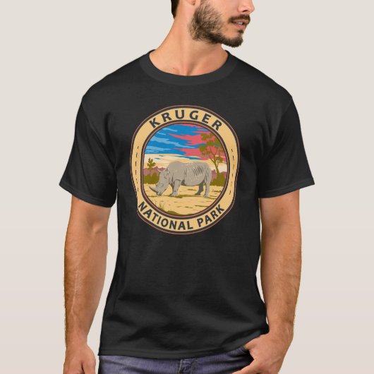 Kruger Nationaal Park Witte neushoorn Reiskunst T-shirt (Voorkant)