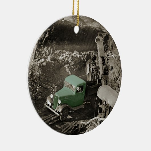 KRUIDENKLEURSTOFCHEVROLET, WERKEND ENGINEER KERAMISCH ORNAMENT (Rechts)