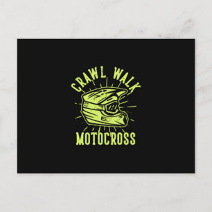 kruipende wandeling met motocross helm briefkaart