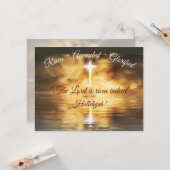 Kruis gereflecteerd in kalm water, Christus Risen Kaart (Voorkant / Achterkant in situ)