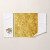 Kruis met vleugels en wit en goudfolie bad handdoek (Handdoek)
