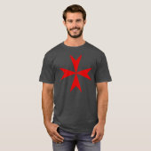 Kruis van Malta (rood) T-shirt (Voorkant volledig)
