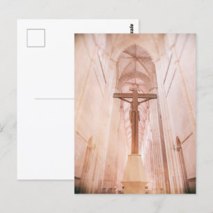Kruisbeeld achter het altaar van het Batalha kloos Briefkaart