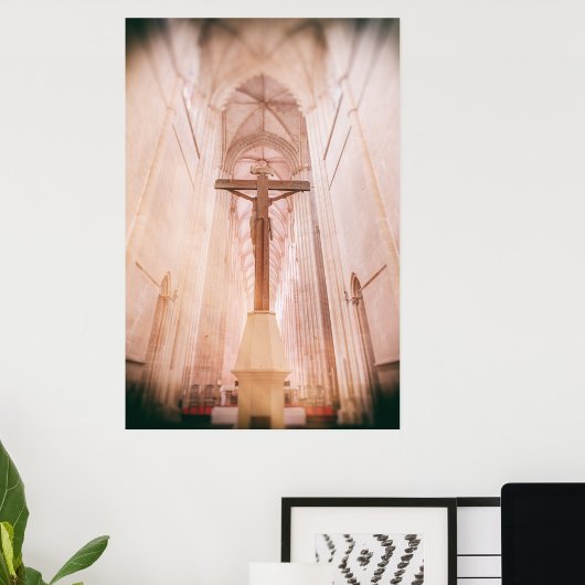 Kruisbeeld achter het altaar van het Batalha kloos Foto Afdruk