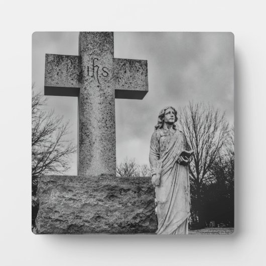 Kruisbeeld en engel in zwart en wit fotoplaat (Voorkant)