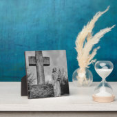 Kruisbeeld en engel in zwart en wit fotoplaat (Insitu)
