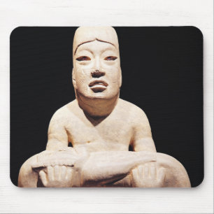 Kruispootfiguur met een baby, Olmec Muismat