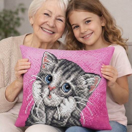 Kruissteek Kussen met Schattig Kittensjabloon