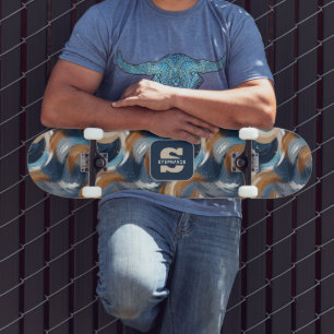 Krullend Abstracte penseelstreken in blauw, wit en Persoonlijk Skateboard