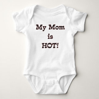 KRW Mijn moeder is hot-Cute Baby Humor Romper
