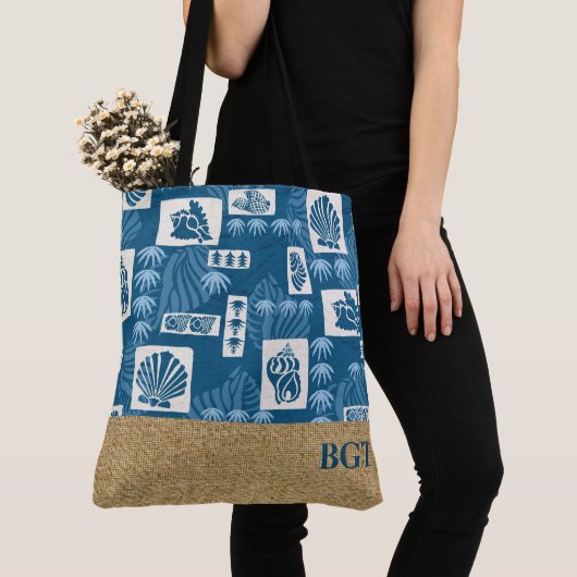 Kua Bay Hawaiian Undersea Shell Monogram Beach Bag Tote Bag (Dichtbij)