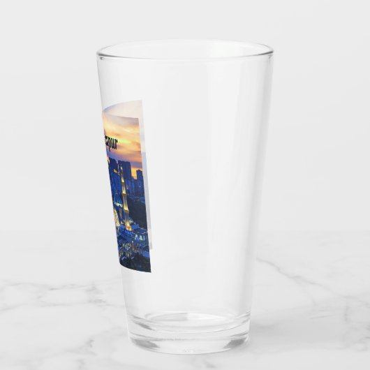 Kuala Lumpur Glas (Links)