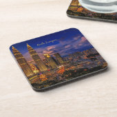 Kuala Lumpur skyline 's nachts Bier Onderzetter (Linkerzijde)