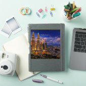 Kuala Lumpur skyline 's nachts Sticker (iPad Cover)