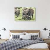 Kudde Afrikaanse Olifanten Canvas Afdruk (Insitu (Slaapkamer))