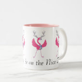Kudde Roze Kerst Flamingo Kerstman Aangepaste Naam Tweekleurige Koffiemok (Voorkant rechts)