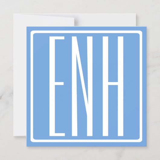 Kühn Modern 3 Initiaal Monogram | Zachtblauw Magnetische Uitnodiging (Voorkant)