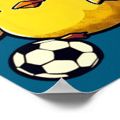 Kuiken speelt voetbal Paasvoetbal Poster (Hoek)