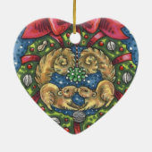 KUILTE KISSENDE SQUIRRELS ONDER MISTLETOE, NUT WRE KERAMISCH ORNAMENT (Achterkant)