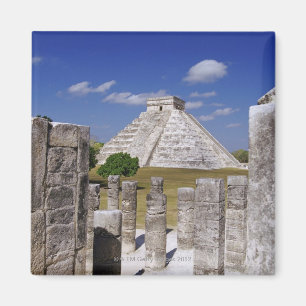 Kukulcan Pyramid, gezien vanuit de groep van de Magneet