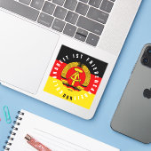 Kulturabeit ist Friedensarbeit Sticker (Laptop met iPhone)