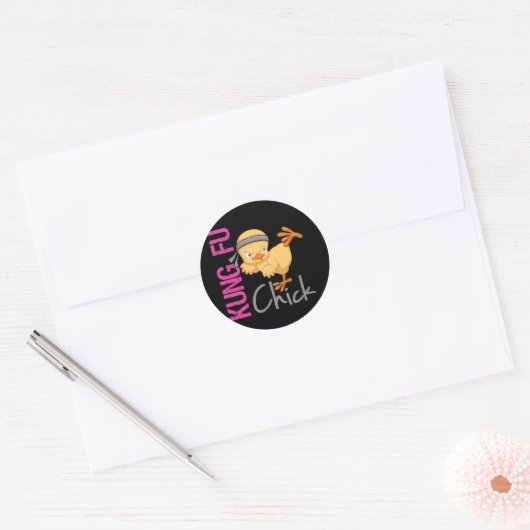 Kung Fu Chick Ronde Sticker (Envelop)