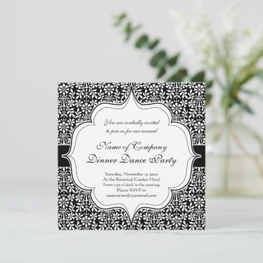 Kunst en ambachten Elegant Black en White Floral Kaart (Staand voorkant)