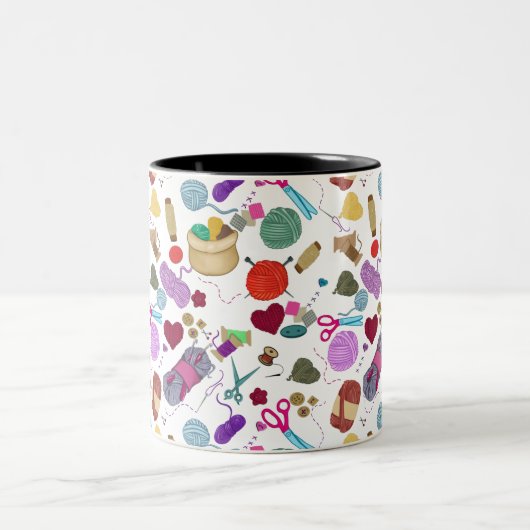 Kunst en mok van tweetone koffie (Center)