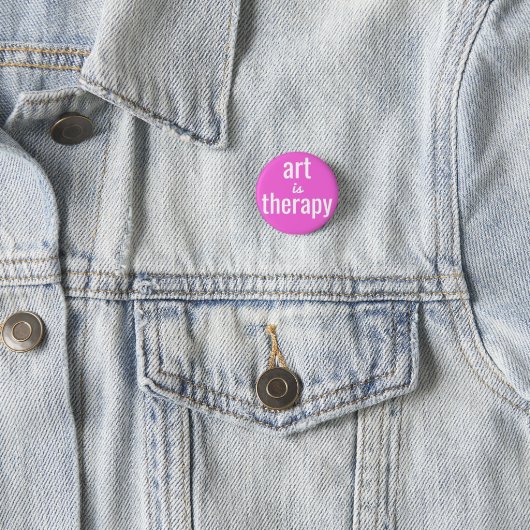 Kunst is Therapy Pink Button (In situ)