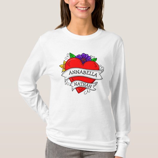 Kunst met Romantisch Tattoo tegen hart T-shirt (Voorkant)