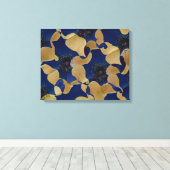 Kunst van beige en blauw bloempatroon canvas afdruk (Insitu (Houten vloer))