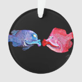 Kunst van Mike Quinn "Kissende Fish" Ornament (voorkant)