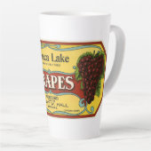 Kunst van oude fruitkratlabel, Seneca Lake Druiven Latte Mok (Rechterhoek)