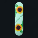 Kunst zonnebloemen - Jouw tekst toevoegen / Naam - Persoonlijk Skateboard<br><div class="desc">Kunst Zonnebloemen - Voeg Jouw tekst / Naam / Jaar / Aantal / Logo / Meer toe - Kies / voeg uw favoriete achtergrondkleuren toe!</div>