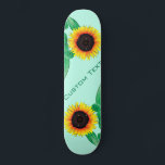 Kunst zonnebloemen - Jouw tekst toevoegen / Naam - Persoonlijk Skateboard<br><div class="desc">Kunst Zonnebloemen - Voeg Jouw tekst / Naam / Jaar / Aantal / Logo / Meer toe - Kies / voeg uw favoriete achtergrondkleuren toe!</div>