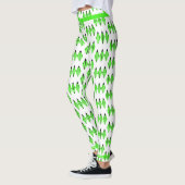 Kunstdeco-element in kalkgroene Leggings (Links)