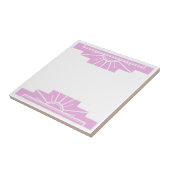 Kunstdecopatroon in roze tegeltje (Zijkant)