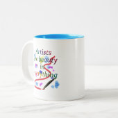 Kunstenaars zien schoonheid in alles tweekleurige koffiemok (Voorkant links)