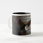 Kunstenaarsconcept van het Juno-ruimtevaartuig Tweekleurige Koffiemok (Voorkant links)