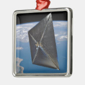 Kunstenconcept van NanoSail-D in de ruimte Metalen Ornament (Links)