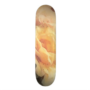 kunstflorale  achtergrond in pastelkleuren persoonlijk skateboard